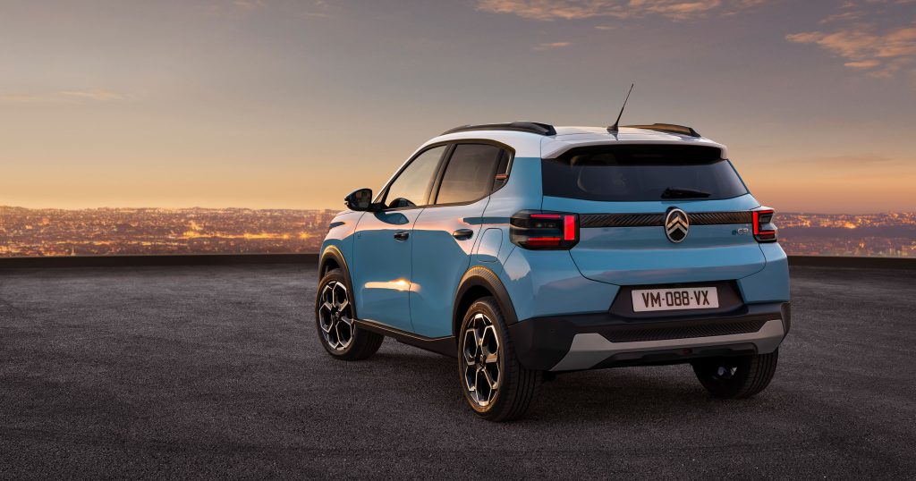 Welche Dokumente Müssen Sie Mitführen Wenn Sie Ein Kleinkraftrad Fahren Was Sie über das Aufladen des Citroën ë-C3 wissen sollten